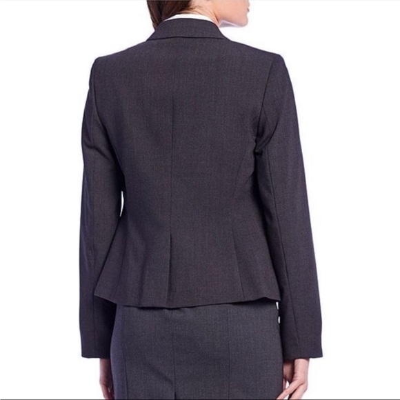 Notch-Collar Long Sleeve Padded Shoulder Luxe Stretch Jacket - Picture 2 of 3